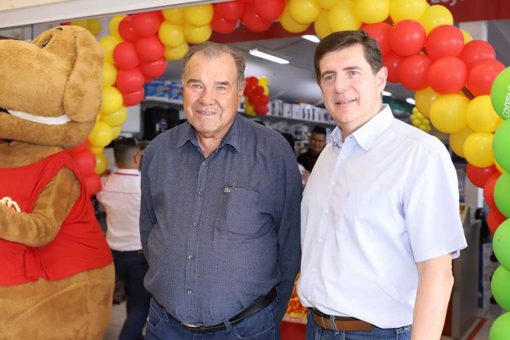 Foto 2 / Lojas MM reinaugura filiais instaladas em unidades do Tozetto